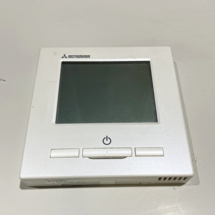 引き取り限定 楽天市場】【タイヤ交換可能】4本セット 245/40R20 2025年製造