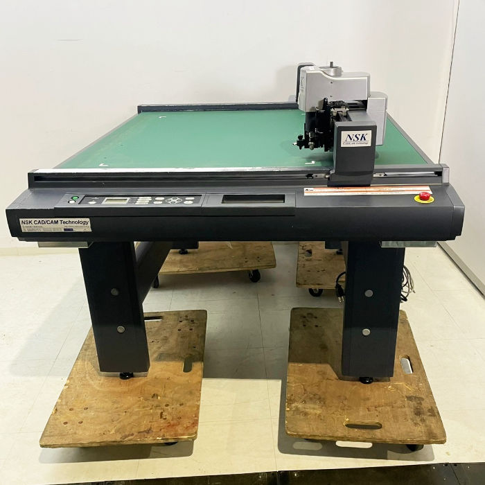 中古｜段ボールサンプルカットマシン NS-W 0907 日本製図器工業 2008年 紙器段ボールサンプル作成機 ｜動産王｜宮城｜引取｜送料別