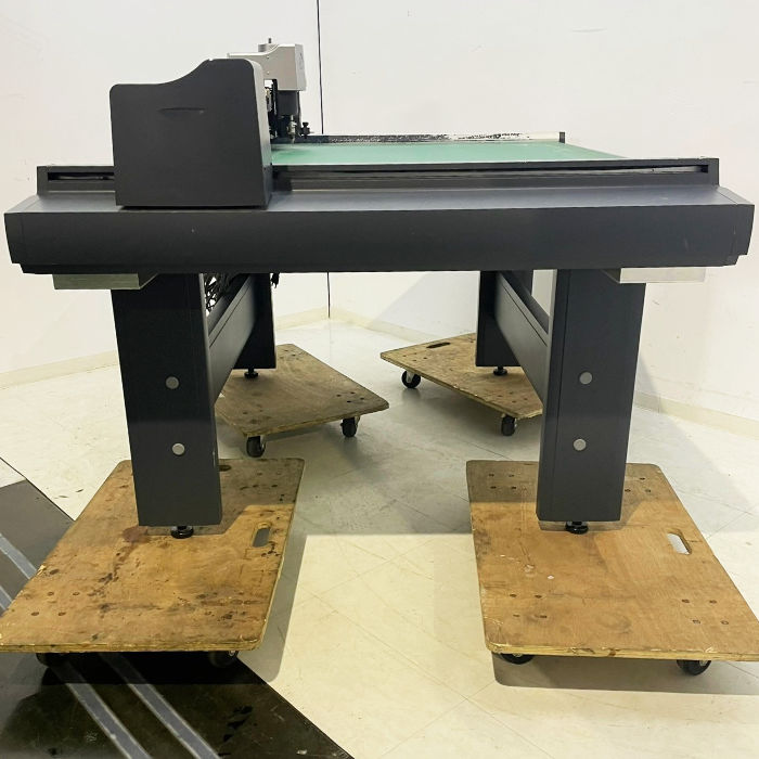 中古｜段ボールサンプルカットマシン NS-W 0907 日本製図器工業 2008年 紙器段ボールサンプル作成機 ｜動産王｜宮城｜引取｜送料別