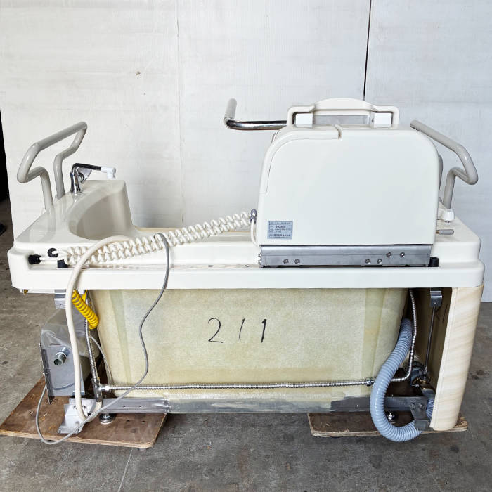 中古｜パーソナルケア浴槽 酒井医療 バンシーI PN-310AC 2024年 ひのき柄 両サイド手すり付 ｜動産王｜愛知｜送料無料