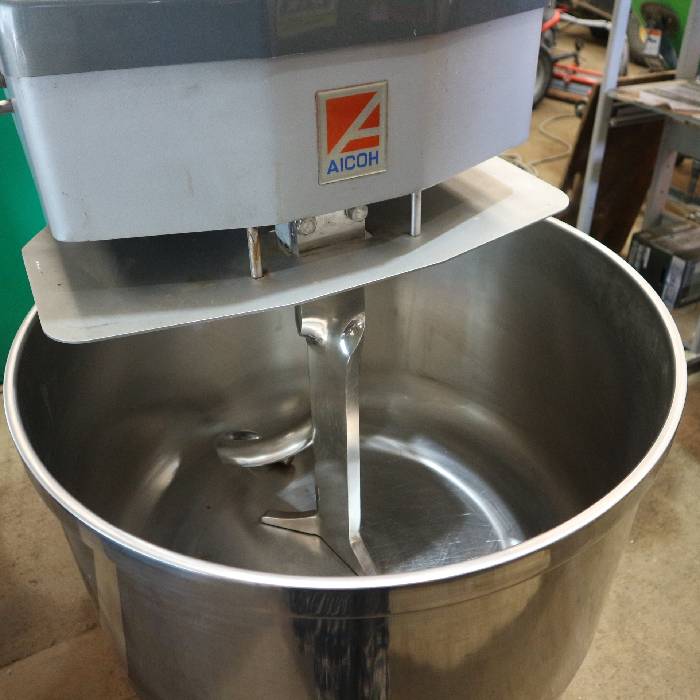 【中古】スパイラルミキサー 業務用 EM80P 愛工舎 2012年 154L 撹拌機 パン生地 中華まん生地 ボール固定式【動産王】千葉☆送料無料