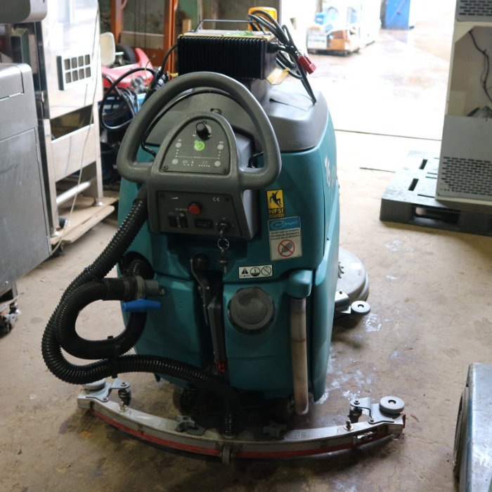 【中古】自動床洗浄機 テナントカンパニー T5 ec-H2O 2012年【動産王】千葉☆送料無料