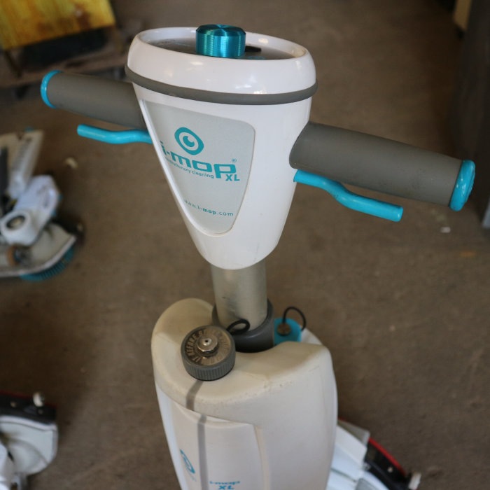 【中古】床洗浄機 くうかん i-mopXL 2018年 自動床面洗浄機【動産王】千葉☆送料無料