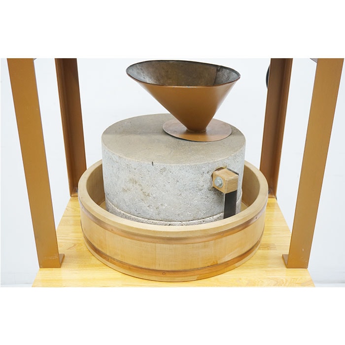 ☆群馬発☆使用5年ぐらい 電動石臼製粉機 そば粉 蕎麦 200V 小麦粉