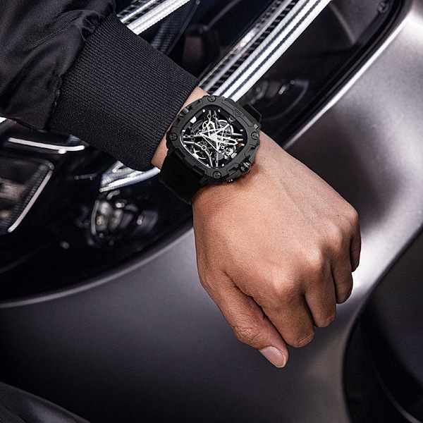 Series X Eye of Hours��X051-BB01-W5B