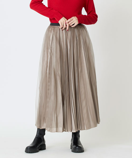 サテン×チュールスカート