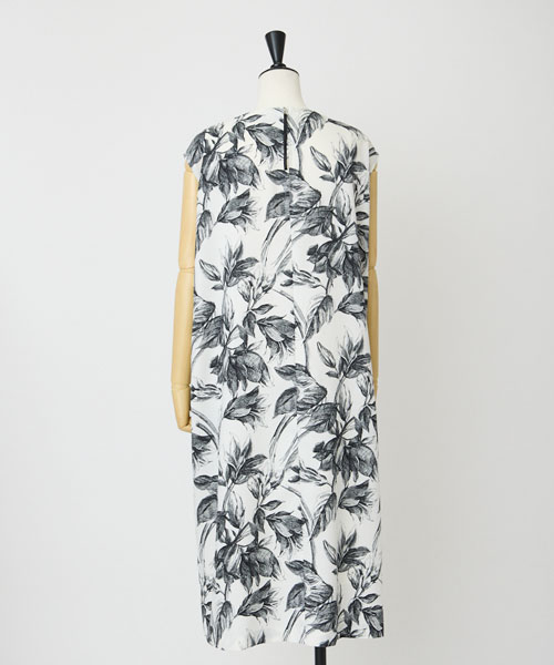 リーフプリントワンピース