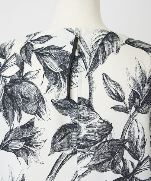 リーフプリントワンピース