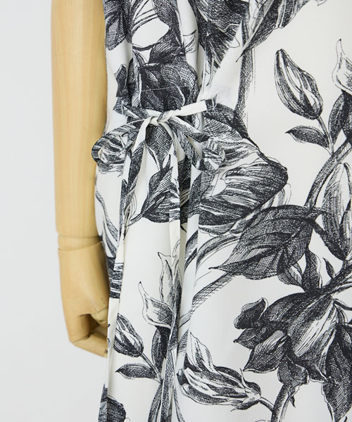 リーフプリントワンピース