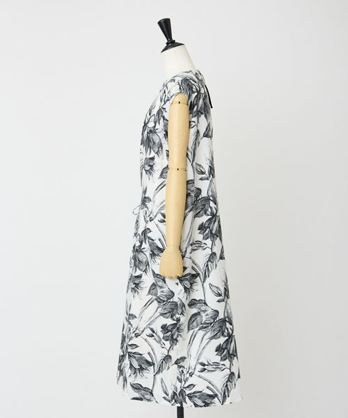 リーフプリントワンピース