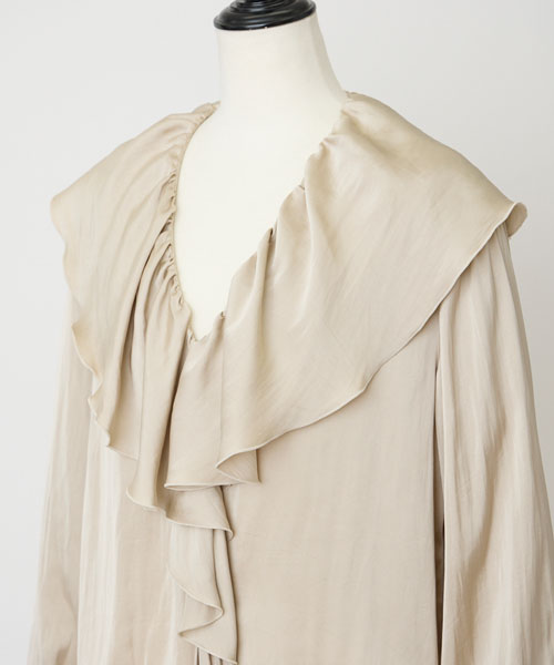 ヴィンテージサテンブラウス