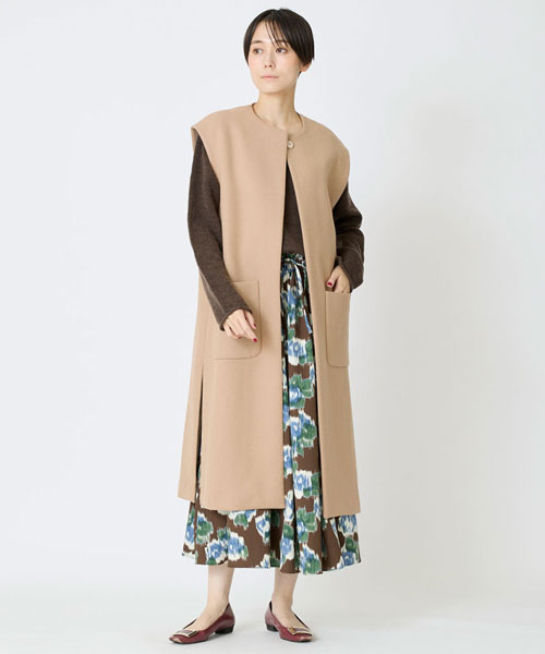 アムンゼンフラワープリントスカート