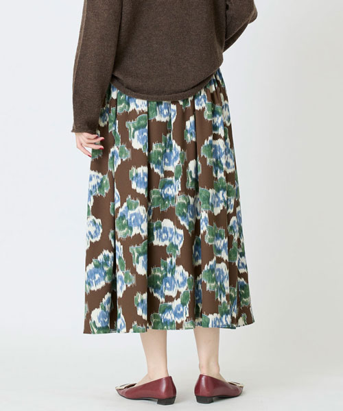 アムンゼンフラワープリントスカート