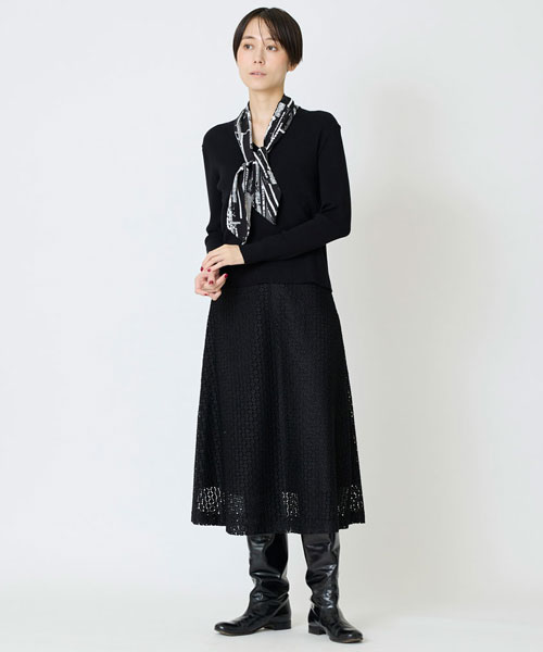 シャイニーラッセルレーススカート