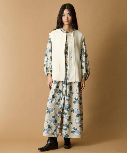 ブライトカラーロービングジレ【10/22以降お届け】