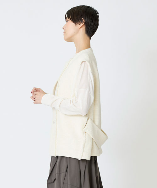 ブライトカラーロービングジレ【10/22以降お届け】