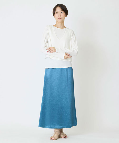 テープレース×ニットベスト