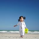 世界最高水準のUVカット率99％以上　赤ちゃんのための　マリンスイムウェア＆キャップ　