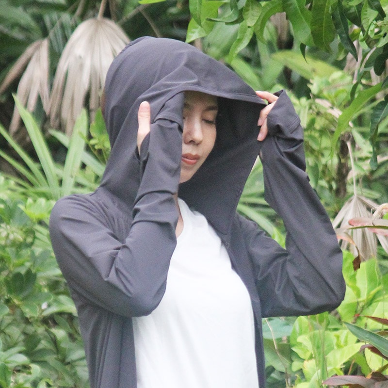 【近赤外線と紫外線をともにカットする】マジック3WAYフード付きロングカーディガン　Trubeaute(R)（トゥルーボーテ）　グレー