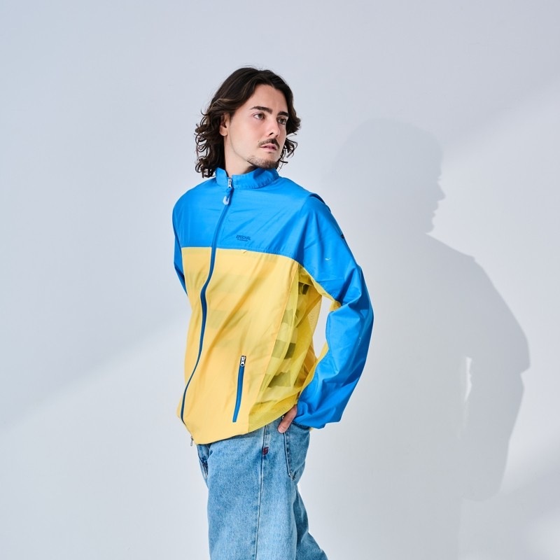 【急な雨に対応！】　2WAYサンブロックUVメッシュパーカー撥水マント付　【ブルー×イエロー】