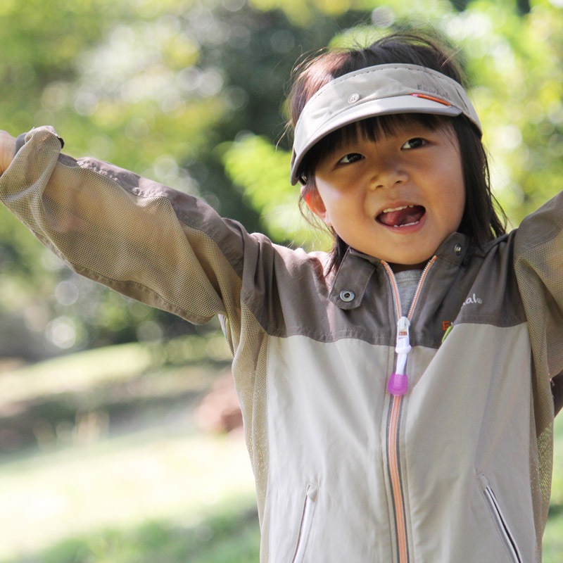 サンブロックUVメッシュパーカー カーキ エポカル 紫外線みっけ付き