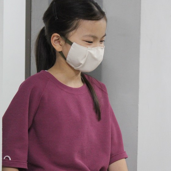 お品切れ　【特許申請中】サイズが変更できるUVカット子供マスク　（幼児・小学生用）　お肌の紫外線対策