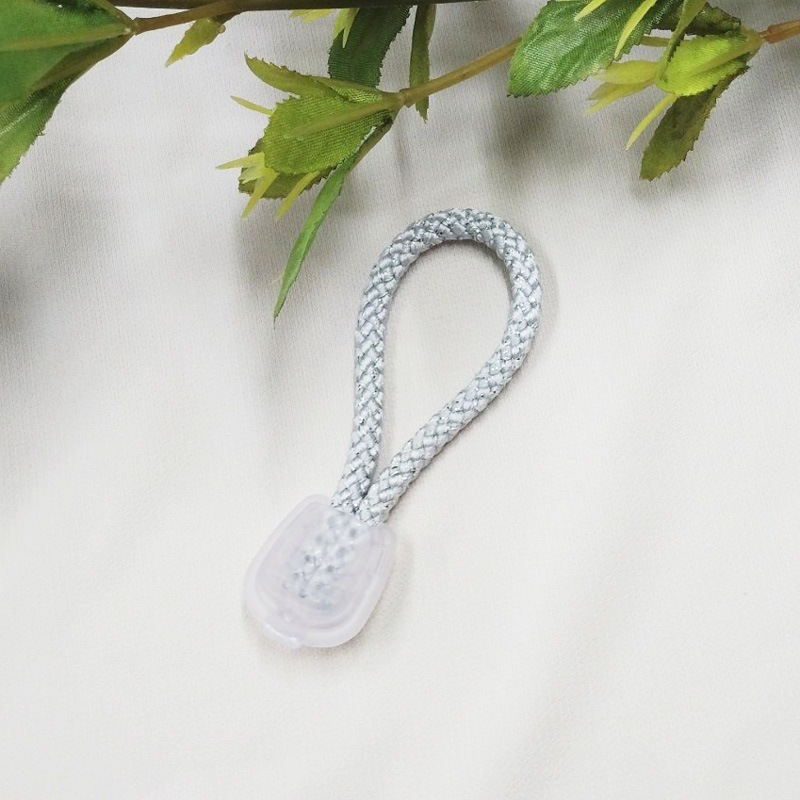 紫外線みっけ　UV反応ファスナートップ　（紐カラー：シルバー）