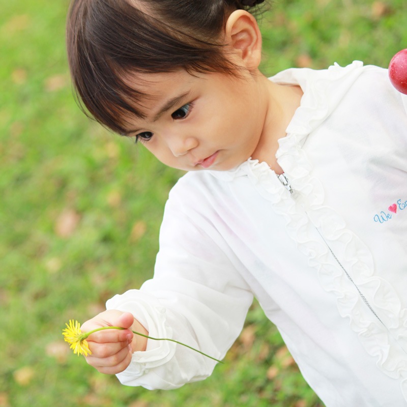 【女児のためのUV対策】着るだけUV対策　冷感フリルパーカー