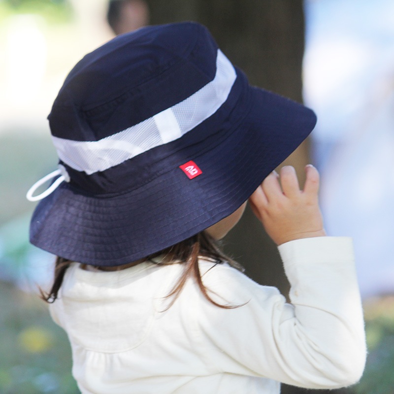 汗かきのお子様にもおすすめ　超軽量エアスルーＵＶハット　ドット　UVカット帽子　子供用
