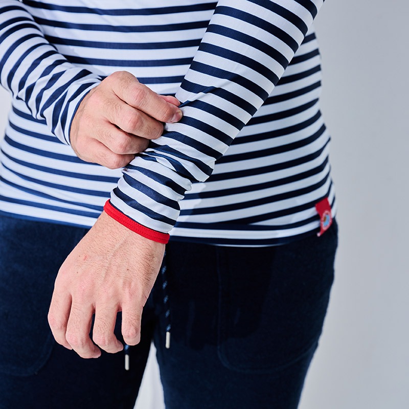 【綺麗に見える！】　マリンストライプUVラッシュガード　紫外線対策