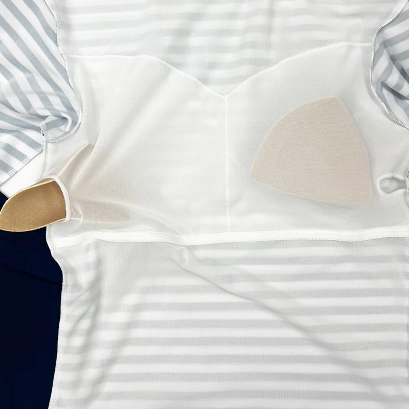 【綺麗に見える！】　マリンストライプUVラッシュガード　紫外線対策