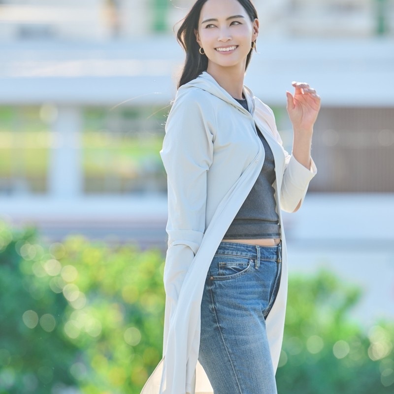 【近赤外線と紫外線をともにカットする】マジック3WAYフード付きロングカーディガン　Trubeaute(R)（トゥルーボーテ）　アイボリー