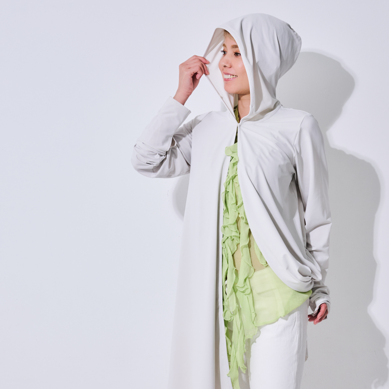 【近赤外線と紫外線をともにカットする】マジック3WAYフード付きロングカーディガン　Trubeaute(R)（トゥルーボーテ）　アイボリー