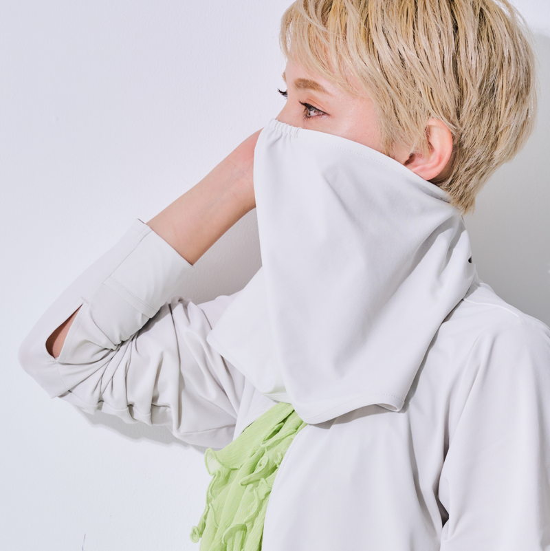 【近赤外線と紫外線をともにカットする】マジック3WAYフード付きロングカーディガン　Trubeaute(R)（トゥルーボーテ）　アイボリー