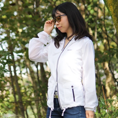 ほぼ未使用 軽撥水・紫外線対策 イエナ IENA タフタナイロンパーカー M ほぼ未使用 軽撥水・紫外線対策 イエナ IENA タフタナイロン