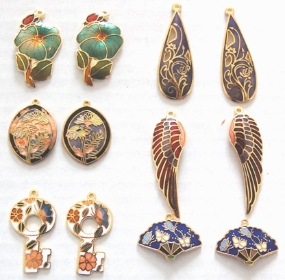 5-P32e メタルチャーム　１２個