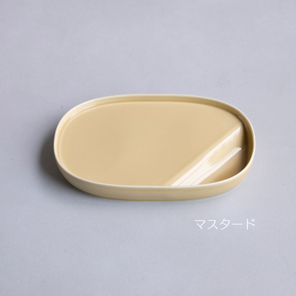 suzuri プレートオーバル すずり KIKIME 硯 波佐見焼 波佐見 皿 食器 陶器 書道 プレート ワンプレート ランチプレート 仕切り しょうゆ皿 タレ皿 醤油皿 薬味皿 刺身皿 食洗機 電子レンジ可 かわいい オシャレ 日本製 和洋折衷 ギフト プレゼント