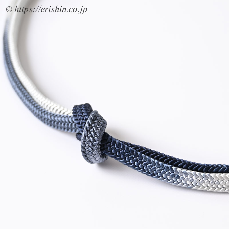 帯締め 平唐組(月白色に藍鉄色の暈し)