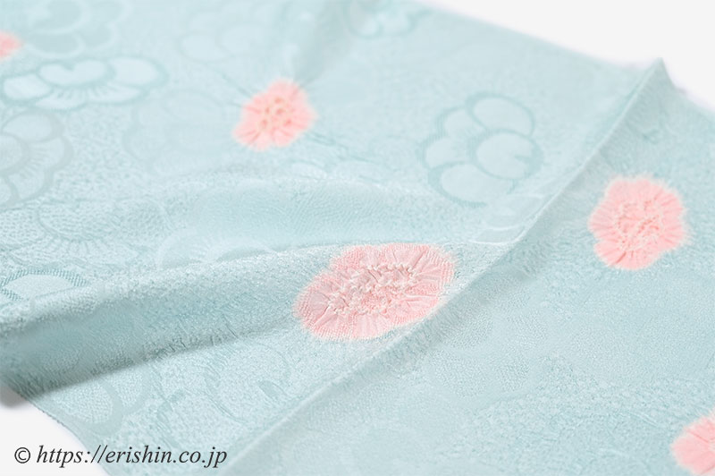 帯揚げ(絞り輪出し/薄浅葱地に鴇色の梅・梅尽くし)