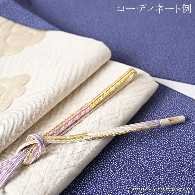 帯締め 内記台四方角組(淡紅藤色に金と白の彩り)