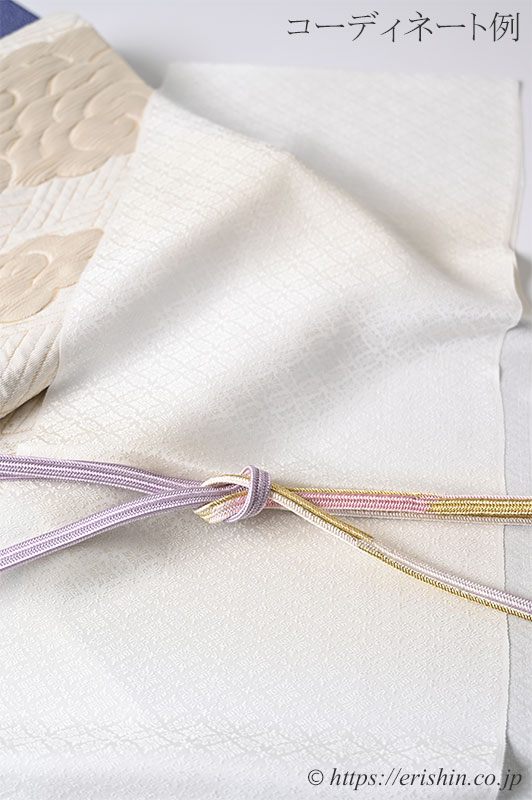 帯締め 内記台四方角組(淡紅藤色に金と白の彩り)