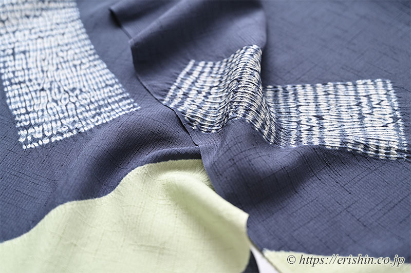 帯揚げ(絞りの四角/鉄御納戸色に薄柳色・紬地) ※特別価格