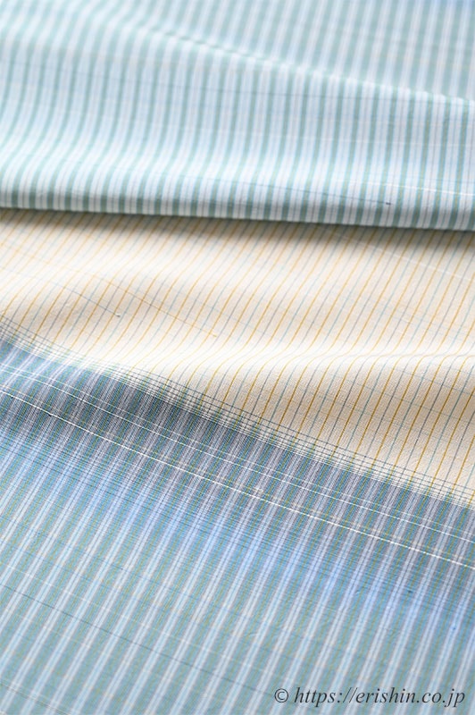 芝崎圭一 座繰紬(絣・多色暈し段/鳥の子色に薄花色のさざ波段)