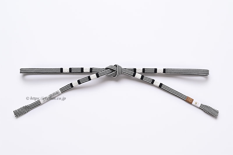 帯締め 東内記組(縞両手組段/白×黒)渡敬「着物と帯・呉服えり新」