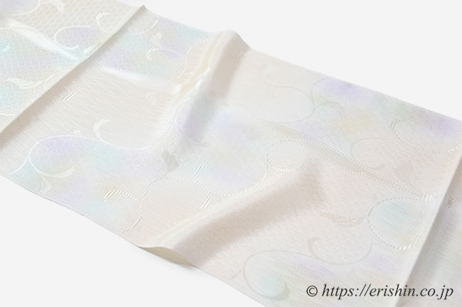 帯揚げ(アールヌーボー更紗/淡い薄卵色にパステル)