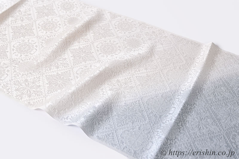 帯揚げ(華紋詰襷文/卯の花色に水浅葱色と蕎麦切色)