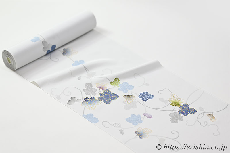 付下(葡萄唐草/月白色) ※お値段は、お問い合わせ下さい。