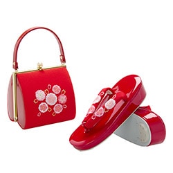 女の子草履バッグセット 赤 ちりめん 八重桜 21cm（7才向） 中国製