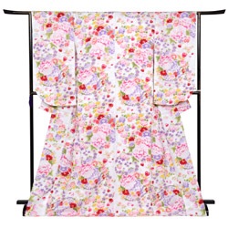 【販売終了】二尺袖着物 ポリ 小紋 白 花束/ハート 裄180 中国製