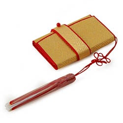 女の子簡易箱迫 金/赤 サヤ型 房付 中国製